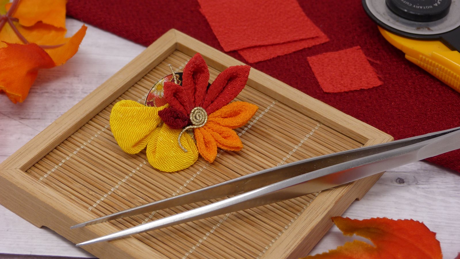 Laboratorio tsumami zaiku con MOMO Kanzashi a Treviso – ottobre 2025