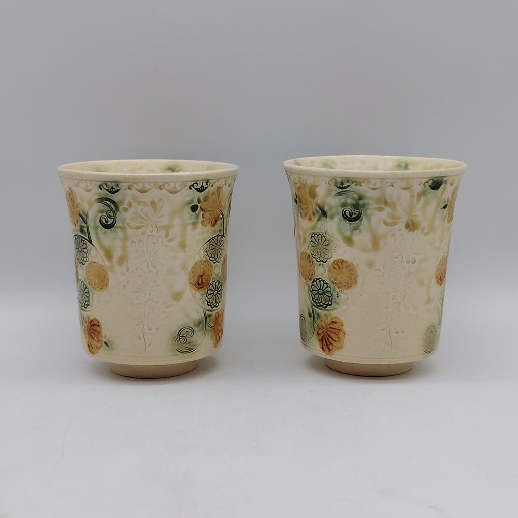 Coppia di tazze in ceramica Kyoyaki - Yuusai Hana Mishima "Kiku" - immagine 4