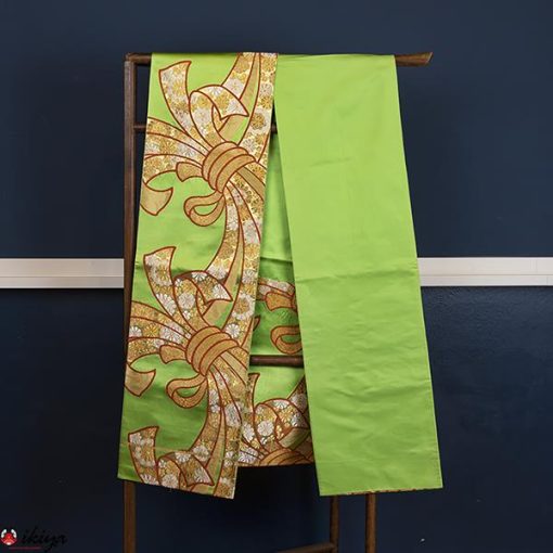 Fukuro obi in seta verde con "tabane noshi"