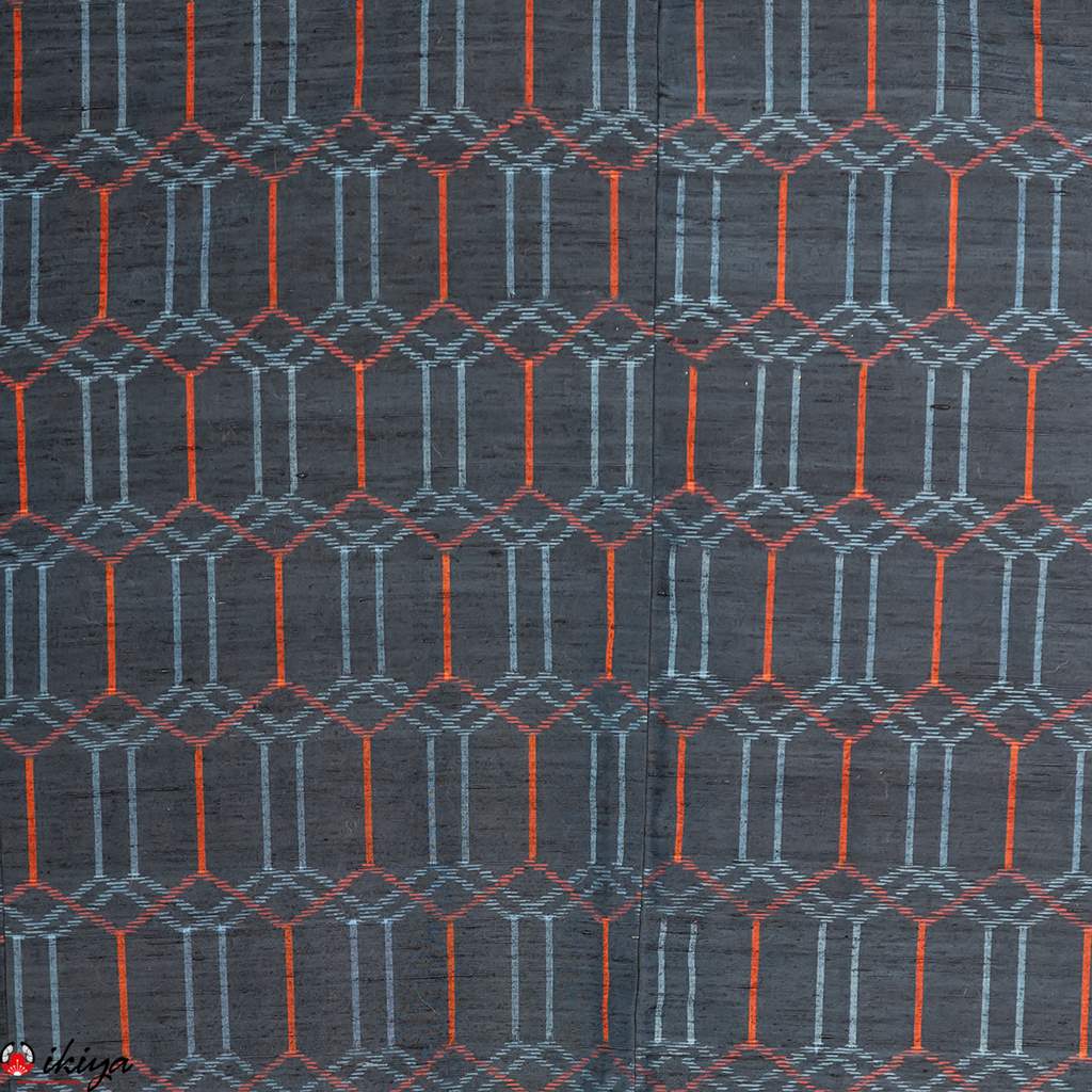 Haori da donna in seta Tsumugi blu con motivo geometrico - immagine 2