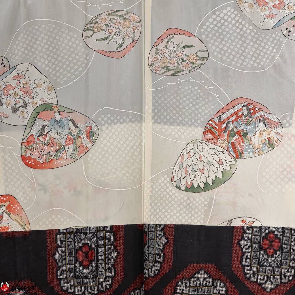 Haori da donna in seta Oshima-tsumugi nero con arabeschi floreali - immagine 5