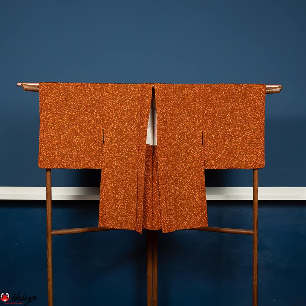 Haori da donna in seta marrone a pois colorati