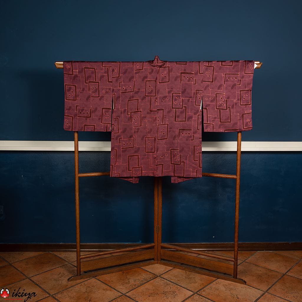 Haori da donna in seta "rinzu" viola con motivo astratto - immagine 3