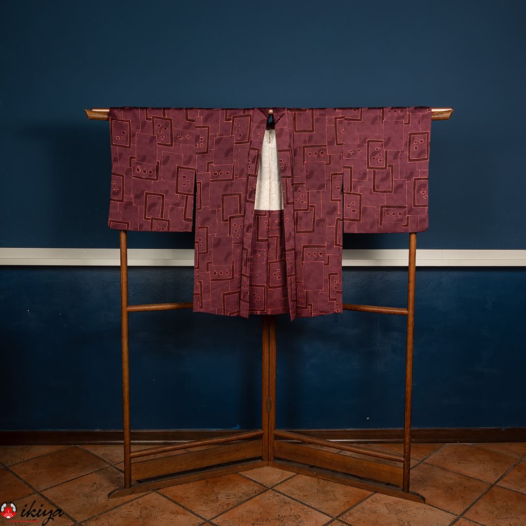 Haori da donna in seta damascata color viola/vinaccia con motivo astratto