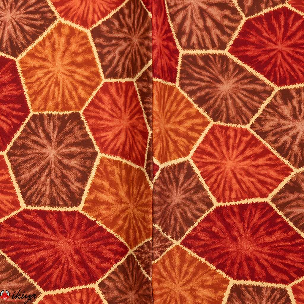 Haori da donna in seta rosso scuro con motivo geometrico - immagine 2