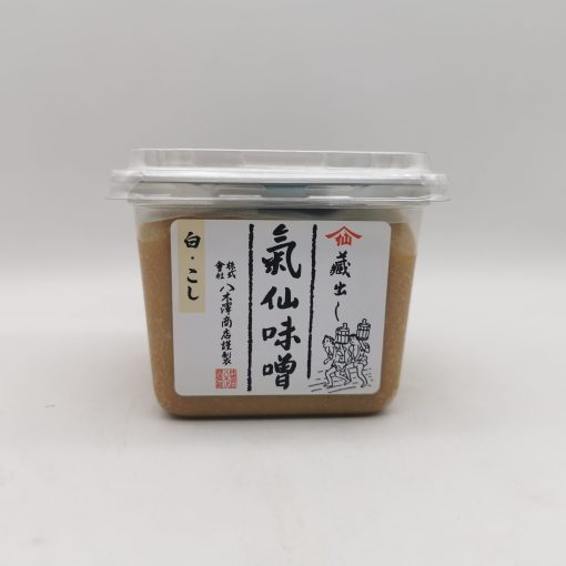 Vasetto di Kuradashi Kesen Miso White Yagisawa Shoten da 300g con etichetta tradizionale giapponese, su sfondo neutro che evidenzia il design pulito e il colore chiaro del miso