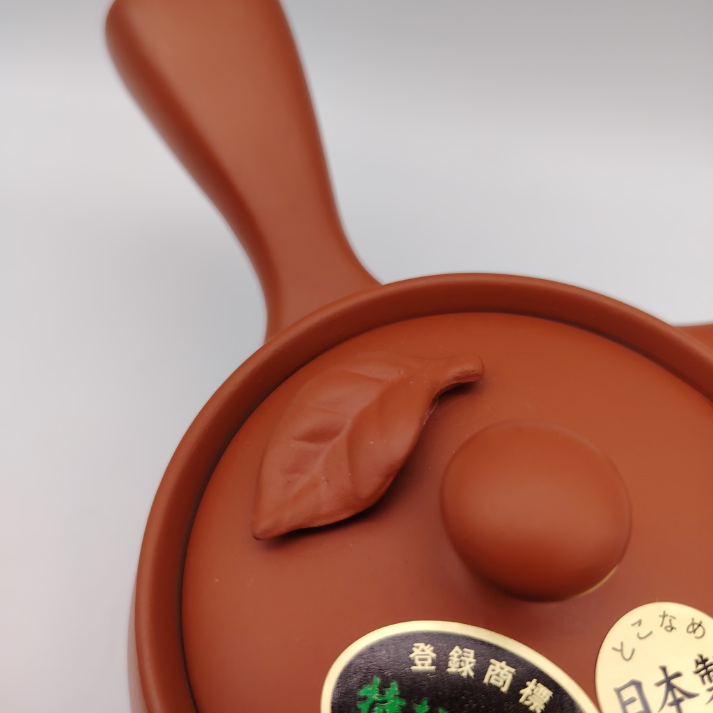 Kyusu in ceramica rossa con fogliolina - 380ml - immagine 3