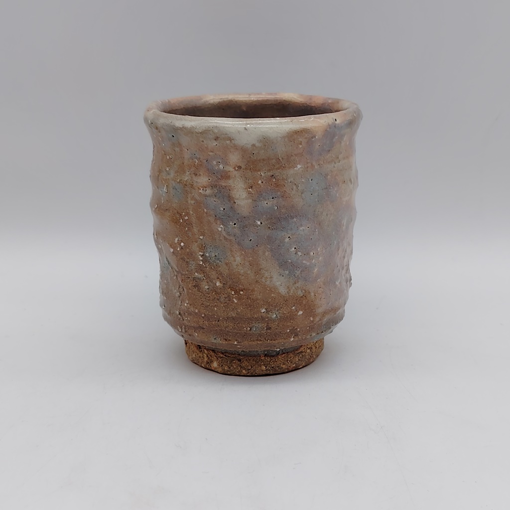 Tazza da tè in ceramica di Hagi sui toni del grigio-arancio