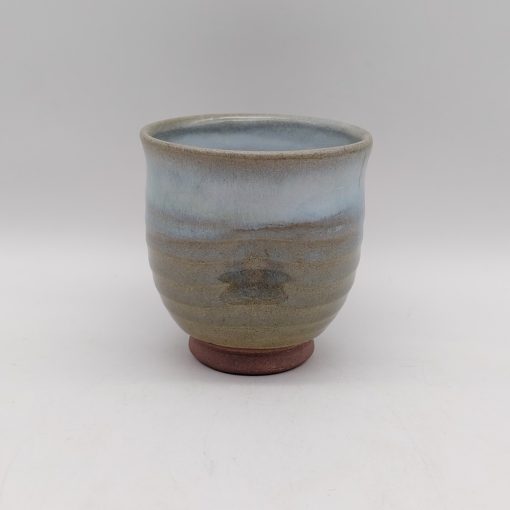 Tazza da tè in ceramica di Hagi di colore verde chiaro con bordo bianco
